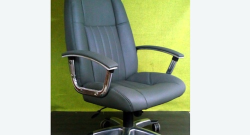 Перетяжка офисного кресла кожей. Новочеркасск